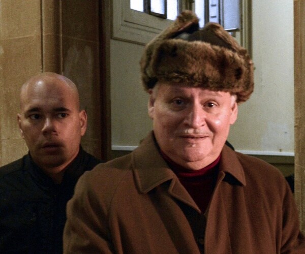 Carlos the Jackal arriving at court