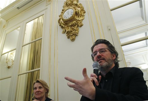 Olafur Eliasson Features Waterfall in Versailles Palace Show