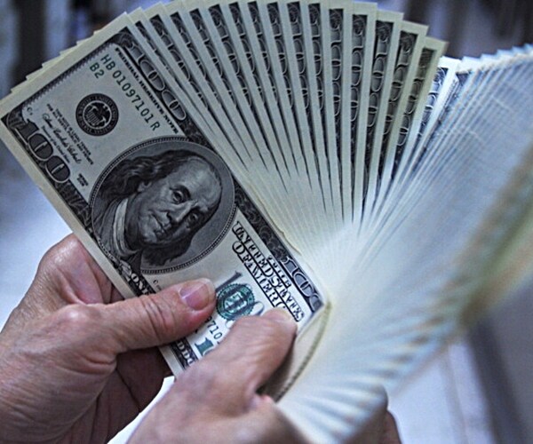 Rich Families Go Solo on Deals, Moving Away From Private Equity