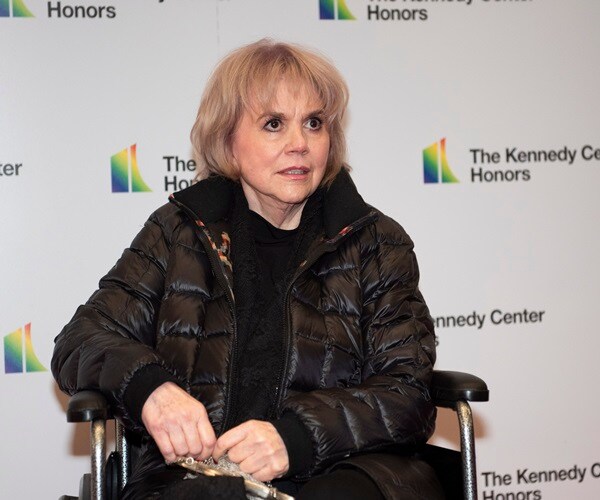 Ronstadt, 'Sesame Street' to Receive Kennedy Center Honors 