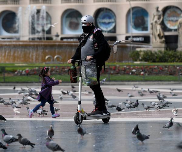 Spain to Follow Italy Into Lockdown as Virus Cases Soar