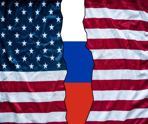 Papadopoulos: Trump 'Nodded' at Suggestion of Putin Meeting