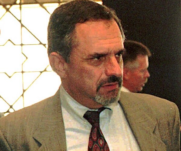 Ex-US Amb.: Saudi Attacks on Qatar 'Embarrassing'