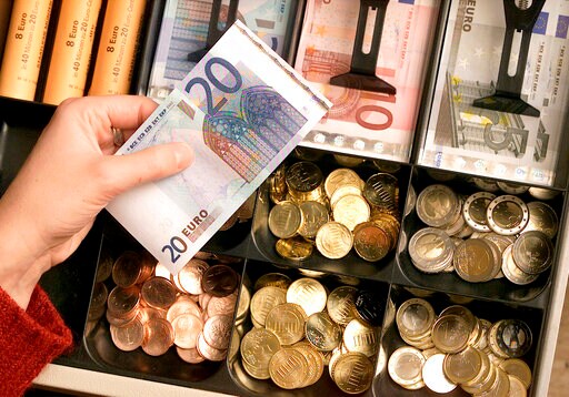 ECB Plans to Redesign Euro Bills, Decision Expected in 2024