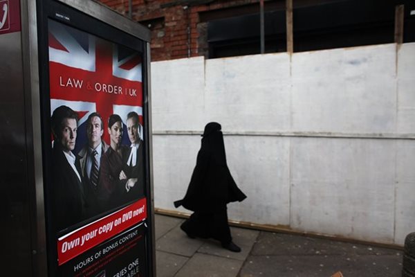 LIGNET: UK Schools Targeted for Takeover by Muslim 'Trojan Horse'