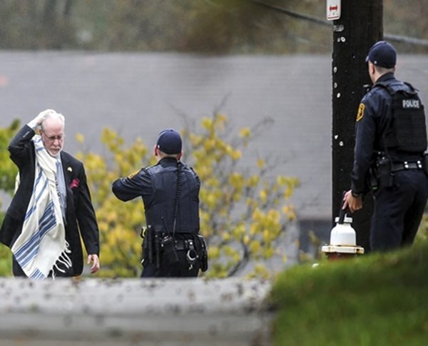 Victims of Mass Shootings at Charleston Church, Pittsburgh Synagogue Meet