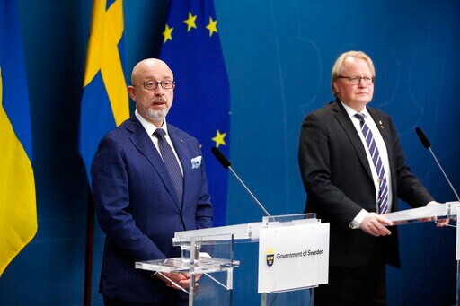 Ukrainian Defense Minister: Our Troop Buildup Is Defensive