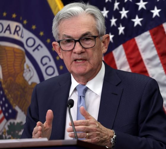 Wall Street Rises as Earnings Ramp Up, Fed Rate Move Nears