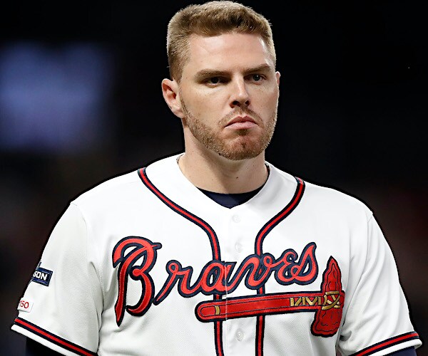 freddie freeman stands stone faced after being called out