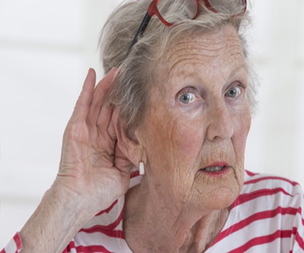 Common Painkillers May Cause Hearing Loss in Women