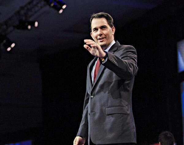 NC Poll: Scott Walker is GOP's 'Momentum Candidate'