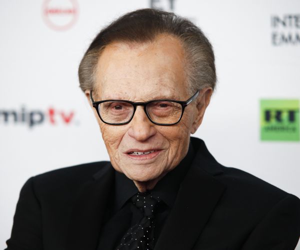 Larry King Recovering From Heart Procedure