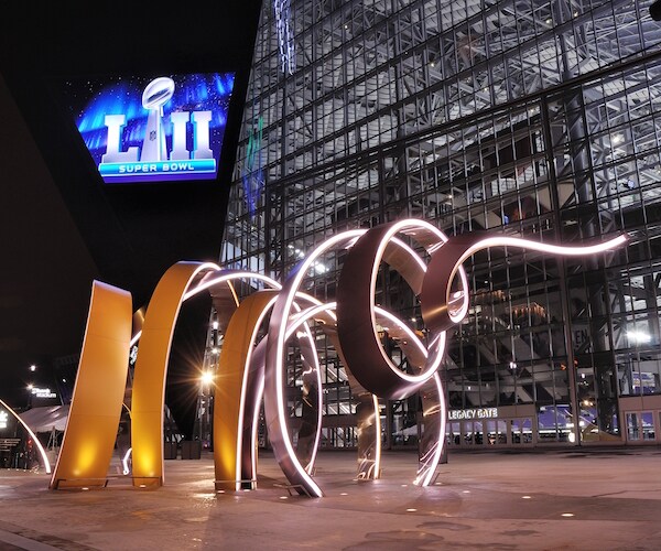 'Super Bowl 5' Friends Down to 4 Who Attended Every Game