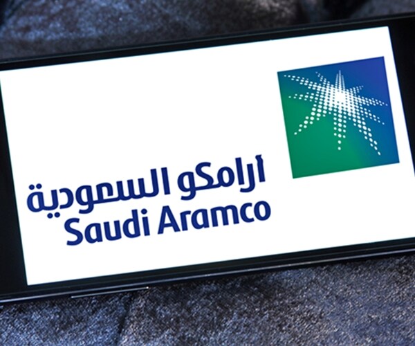 Oil Giant Aramco Keeps Dividend Despite 45% Slump in Profit
