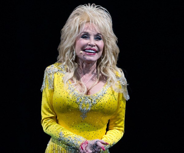 Dolly Parton on 2016 Election: 'The Craziest Thing I've Ever Seen'
