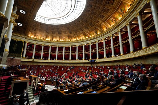 No Vaccine? No Cafe, According to New French Virus Law