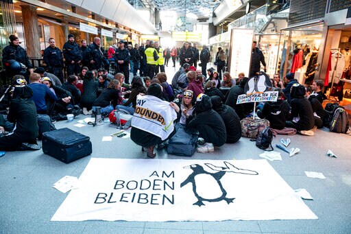 Climate Protesters Stage Sit-in at Berlin's Tegel Airport