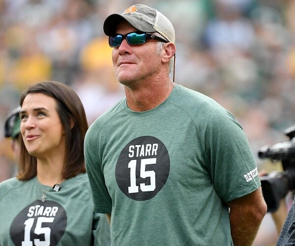 Brett Favre Talks About Painkiller Addiction, Almost Wanting to Kill