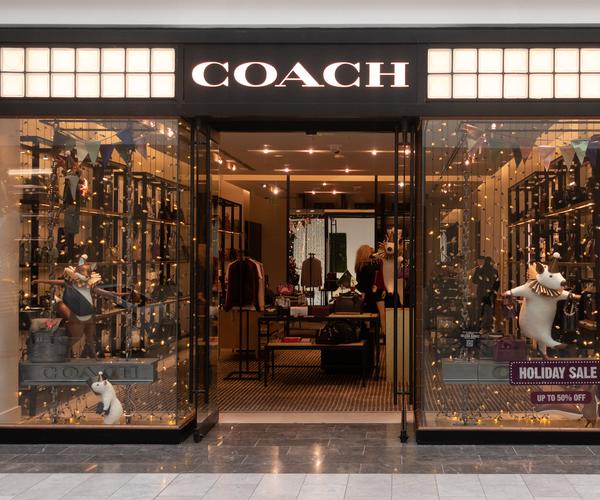 Tapestry CEO Resigns Amid Internal Probe at Coach Owner