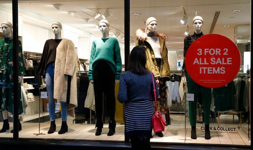 UK Wages Continue to Lag Inflation Despite low Unemployment