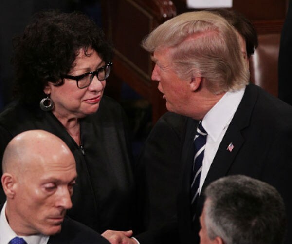 Supreme Court Says Sotomayor Breaks Shoulder in Fall at Home