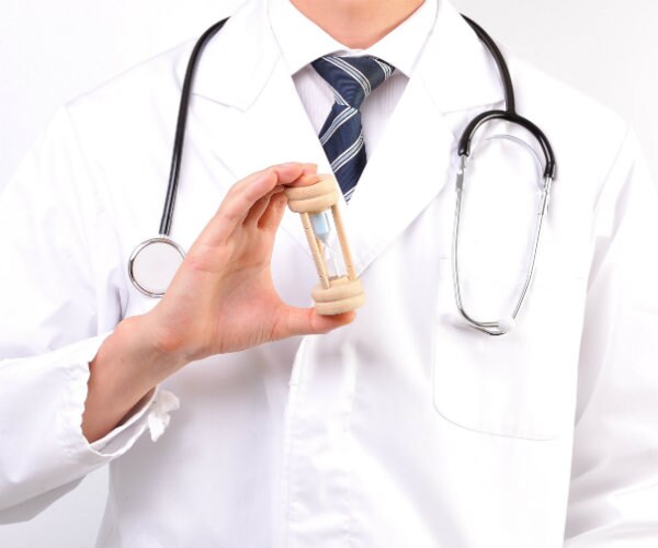 Weight-Loss Surgery Boosts Longevity After Age 35