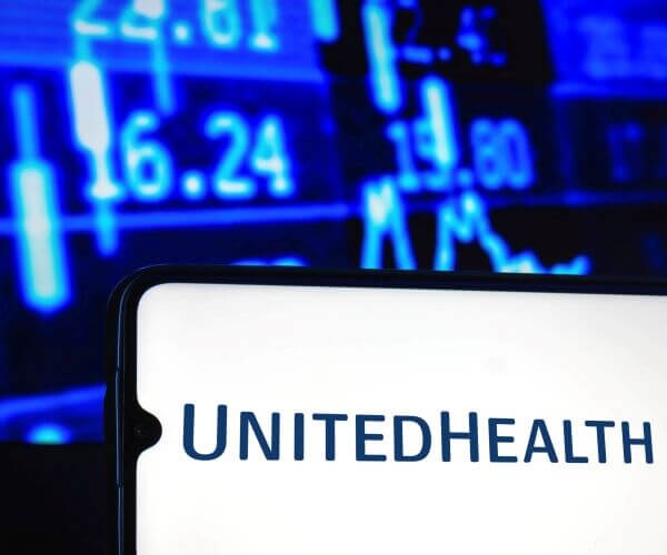 UnitedHealth Jumps 12% on Berkshire's New Stake