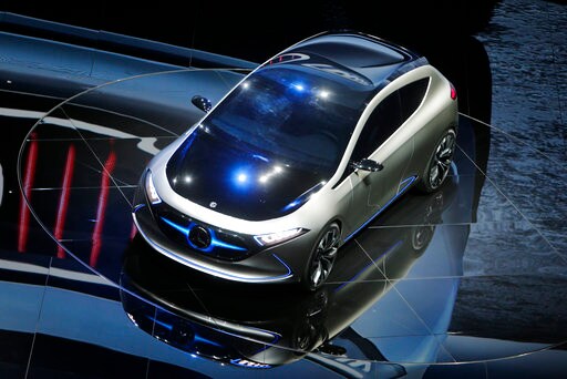 Electric Cars, Small SUVs Dominate Buzz at Frankfurt Show