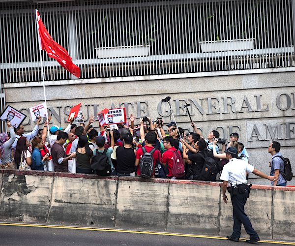 chinese protest outside of the american embassy in china
