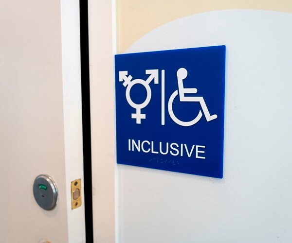 New York Lawmakers Pass Bill Allowing Gender-Neutral 'X' Option in Govt Documents