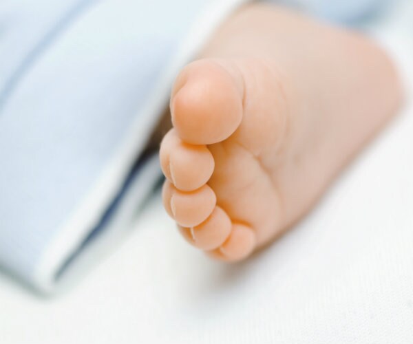 Polish Baby Born from Mother on Life Support 