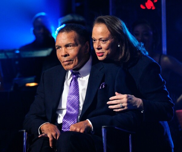 Common Symptoms That Signal Parkinson's Disease