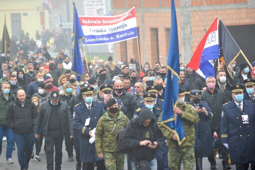 Thousands March in Croatia to Honor war City Despite Virus
