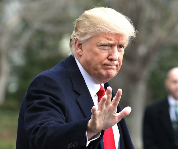 White House: CIA Chief, DNI to Be Members of Trump's Cabinet