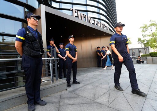 Man Self-immolates near Japan Embassy in Seoul amid Row