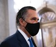 Romney Recovering After Fall Knocks Him Unconscious