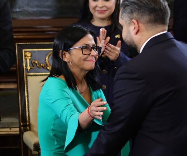 Venezuelan Parliament Swears In Interim President