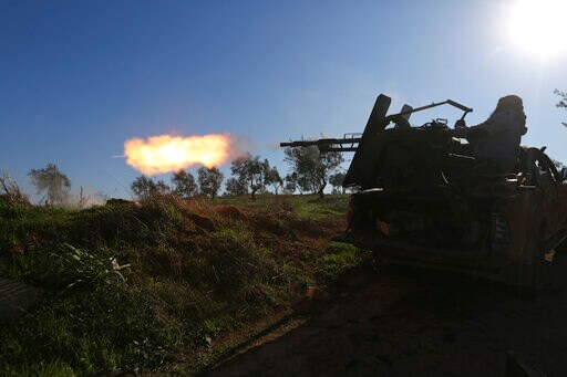 Syrian Opposition Fighters Retake Key Town from Government