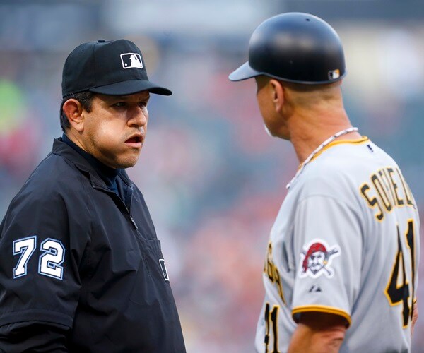 New York City Bans Chewing Tobacco at Major League Ballparks