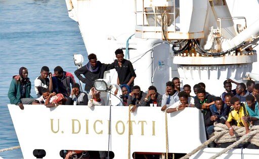 Italy-France Tensions Flare as Migrants Head to Spain