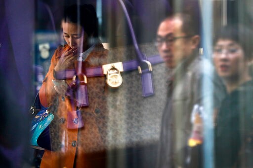 China's Economic Growth Stays Stable as Ruling Party Meets