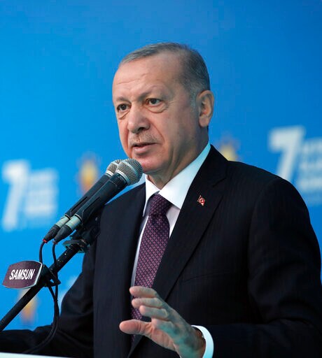 Turkey Fines Social Media Giants for Breaching Online Law