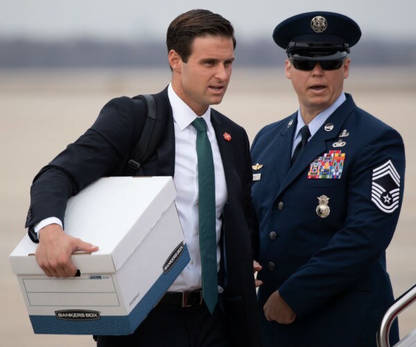 john mcentee walks to board air force one in maryland on january 23, 2020