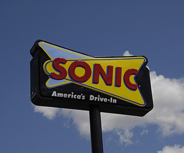 Sonic Drive-In Offers Pickle-Flavored Slushie