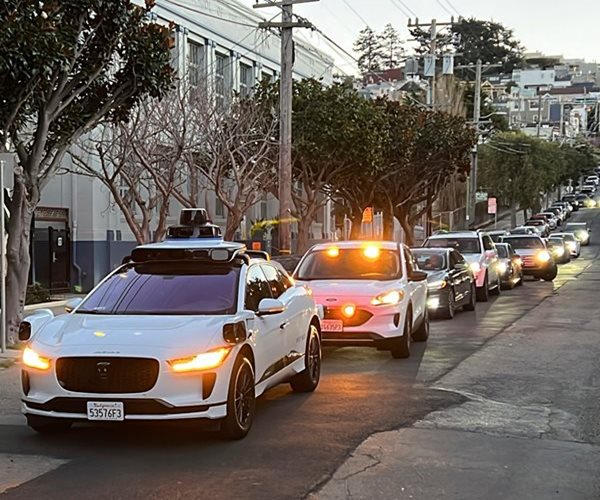 Held Captive by a Cruise Robotaxi