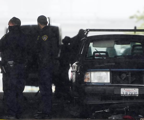 3 Die When Car Hits 9 People in San Diego; Driver in Custody