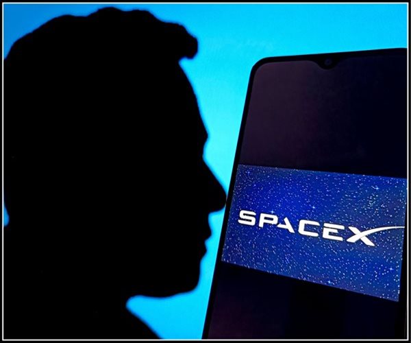 SpaceX Lines Up 21 Banks for 'Apex' Mega IPO