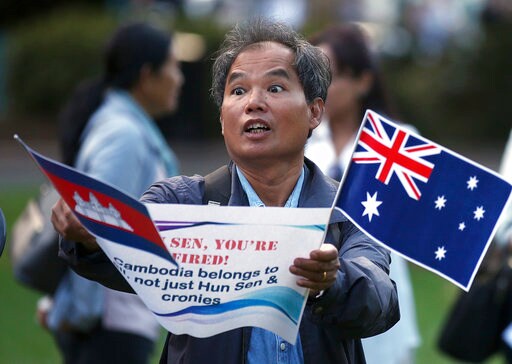 Malaysia's Leader Says Rohingya Not Just a Myanmar Issue