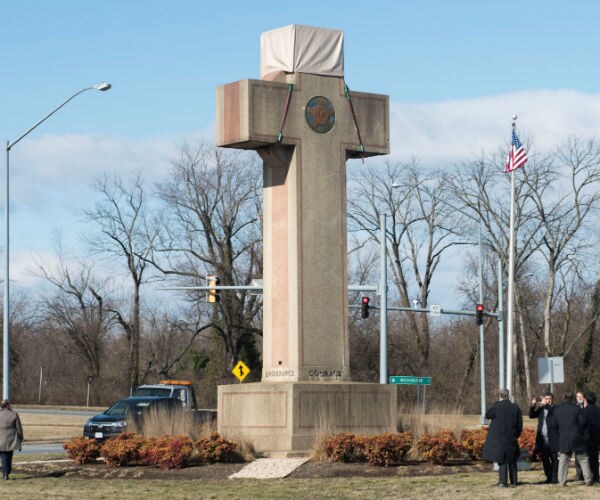 bladensburg maryland memorial peace cross 