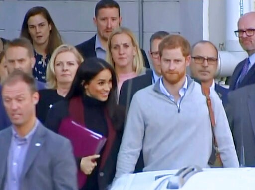 Prince Harry and Meghan Arrive in Sydney before 16-day Tour